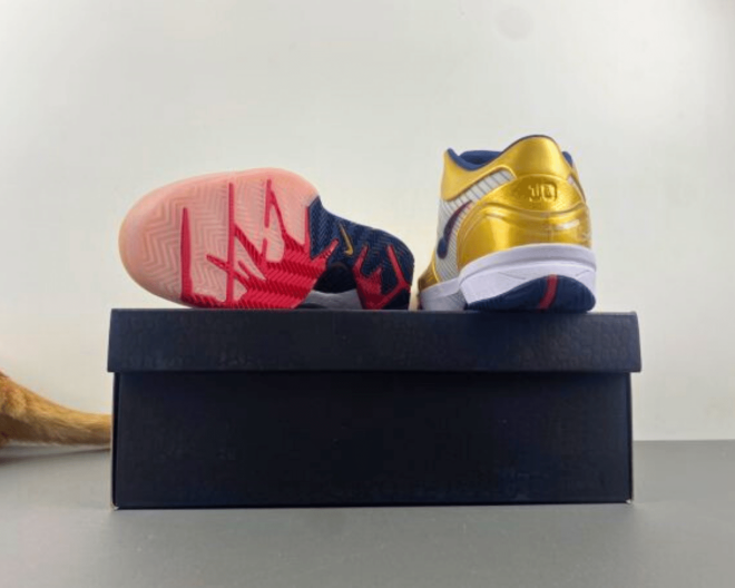 Nike Kobe 4 Protro Gold Medal - Image 6