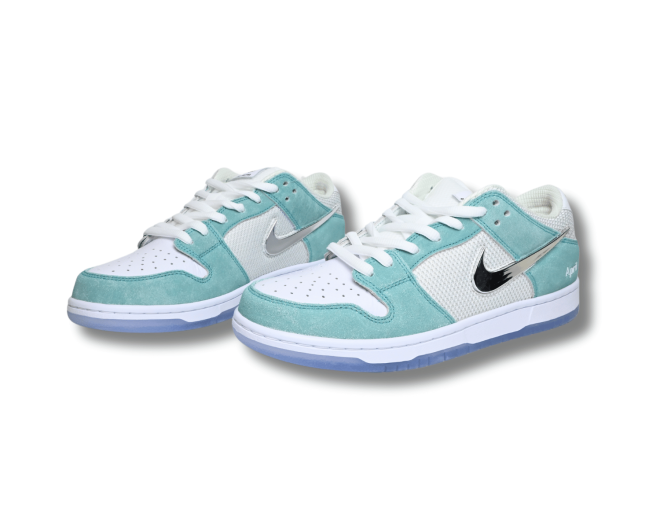 Nike SB Dunk Low April Skateboards - Image 4