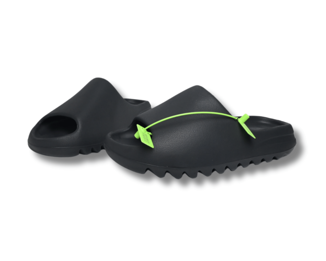 Adidas Yeezy Slide Onyx - Image 3