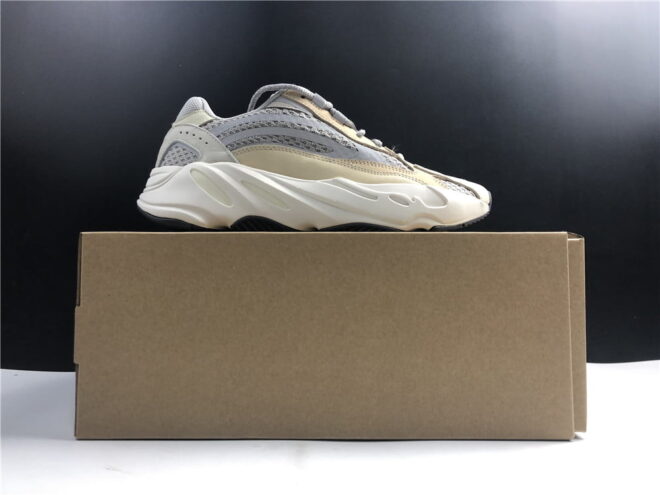 adidas Yeezy Boost 700 V2 Cream - Image 6