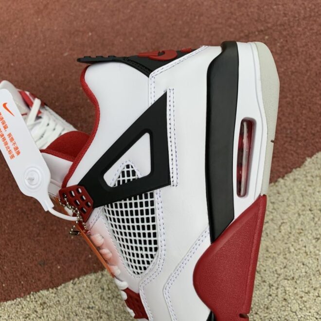 Air Jordan 4 Retro Fire Red Extended Size - Image 11