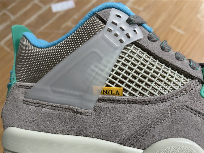 Jordan 4 Retro SP 30th Anniversary Union Taupe Haze - Image 21