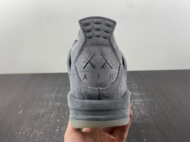 Air Jordan 4 Retro Kaws - Image 14