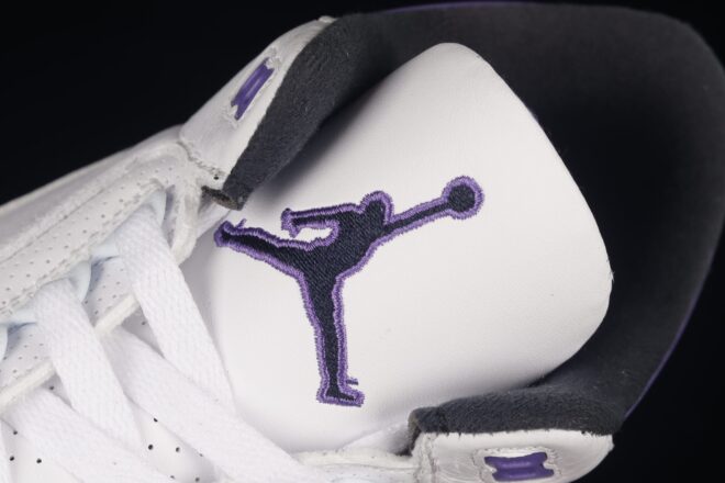 Air Jordan 3 Retro Dark Iris - Image 7