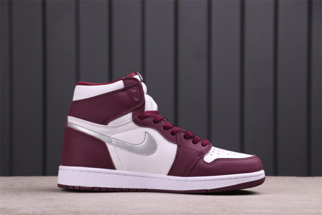 Jordan 1 Retro High OG Bordeaux - Image 8