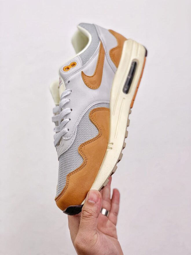 Nike Air Max 1 Patta Waves Monarch - Image 8