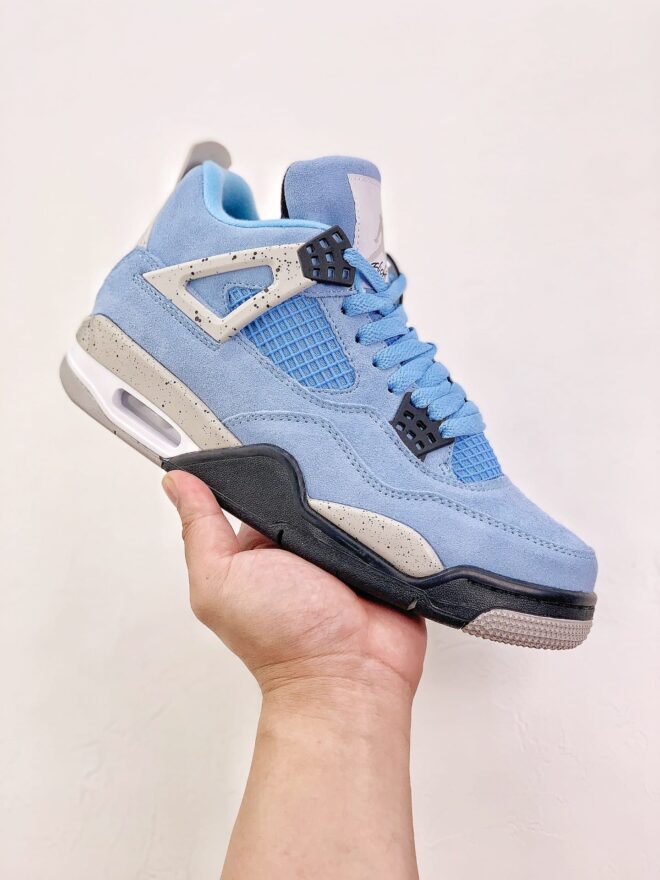 Jordan 4 Retro University Blue Extended Size - Image 5