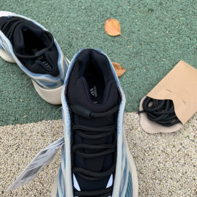 adidas Yeezy 700 V3 Kyanite - Image 5