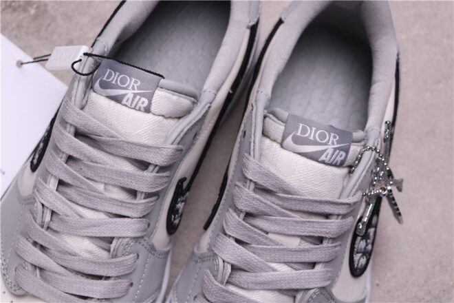 Dior x Air Jordan 1 Low - Image 9