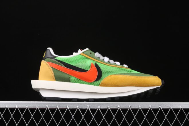 Sacai x Nk LVD Waffle Daybreak, Green Multi - Image 4