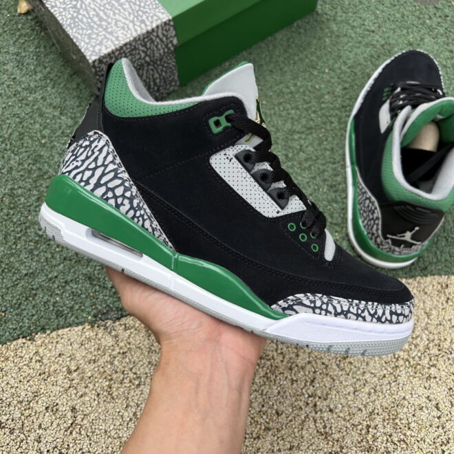 Air Jordan 3 Retro Pine Green - Image 3