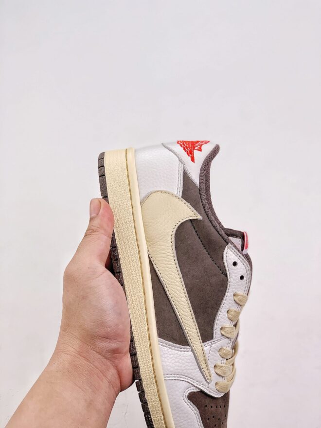 Travis Scott Reverse Mocha AJ1 Low - Image 7