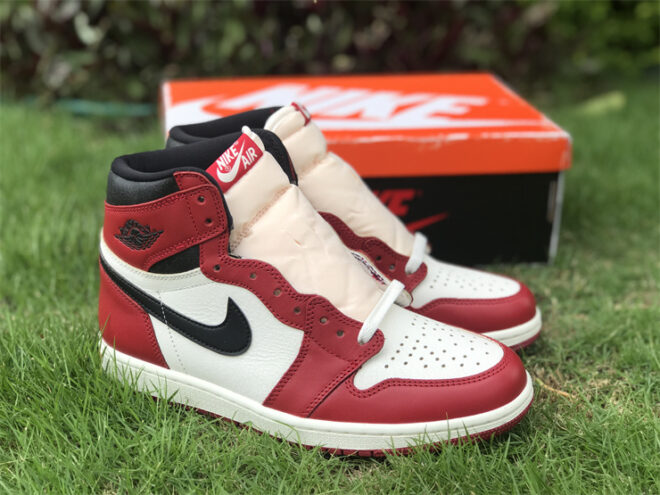 Air Jordan 1 High OG Chicago Lost and Found - Image 23