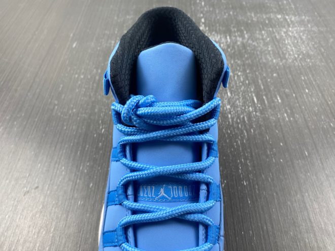 Air Jordan 11 Retro 'Pantone' - Image 12