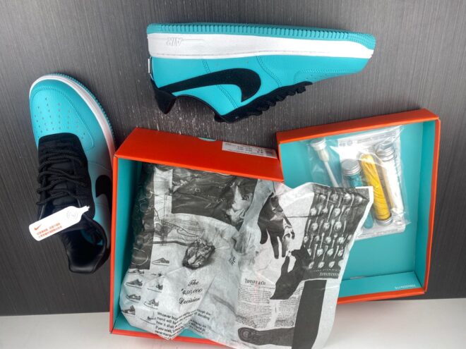 Tiffany & Co. x Nike Air Force 1 Friends and Family - Image 14