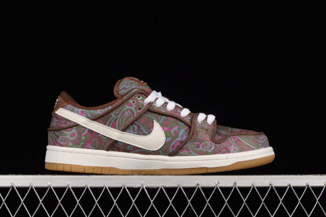 Nike SB Dunk Low Pro Paisley Brown - Image 3