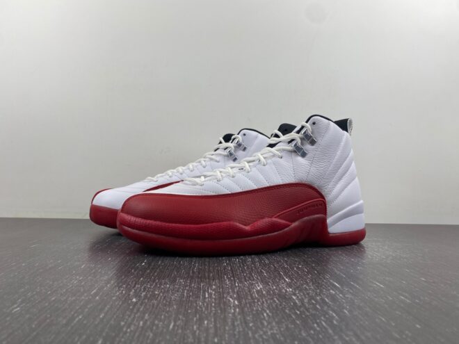 Air Jordan 12 Cherry - Image 4