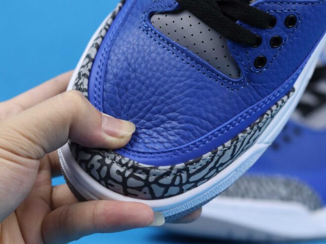 Jordan 3 Retro Varsity Royal Cement - Image 4