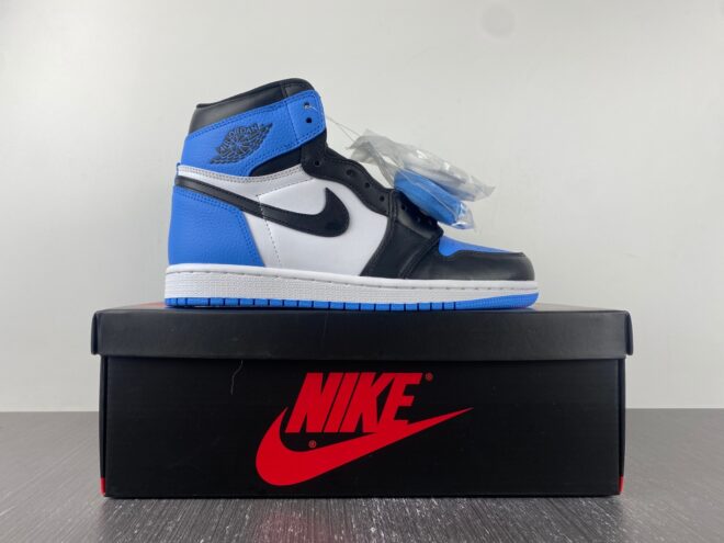 Air Jordan 1 Retro High OG 'UNC Toe' - Image 15