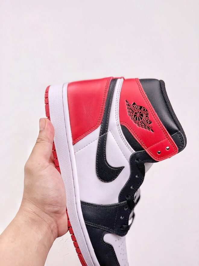 Jordan 1 Retro Black Toe (2016) - Image 8