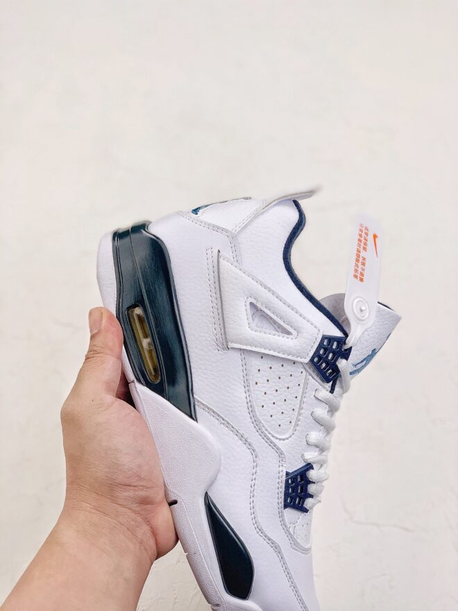 Jordan 4 Retro Columbia - Image 9