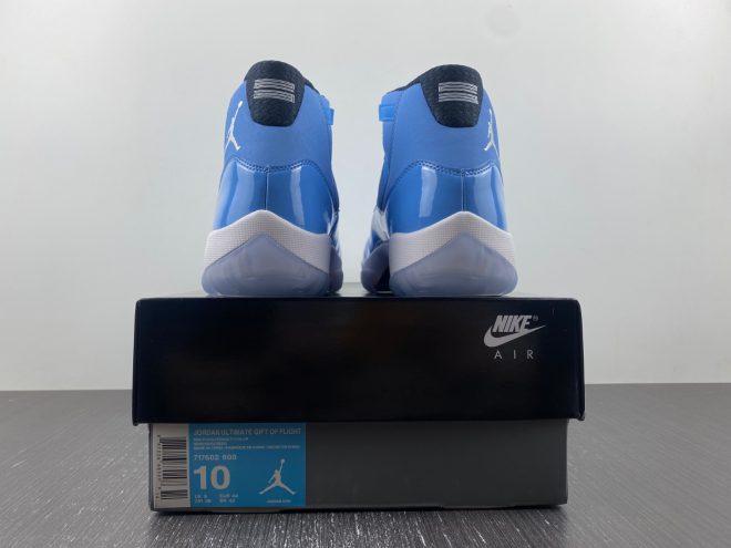 Air Jordan 11 Retro 'Pantone' - Image 15