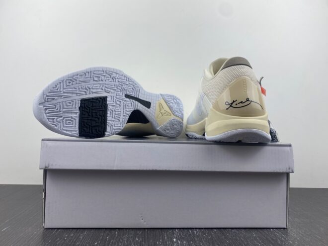 Off-White x Nike Kobe 5 Protro Custom White - Image 15