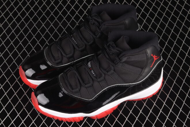 Air Jordan 11 Retro Playoffs Bred - Image 5