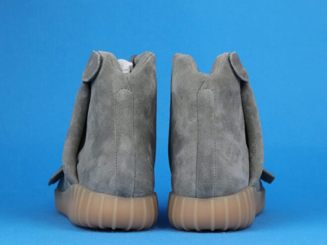 adidas Yeezy Boost 750 Light Grey Glow In the Dark - Image 7