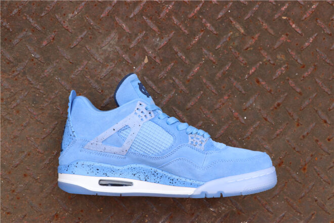 Air Jordan 4 Retro UNC PE - Image 9