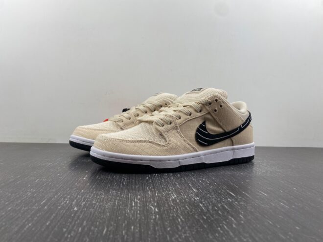 Albino & Preto x Nike Dunk SB Low - Image 12