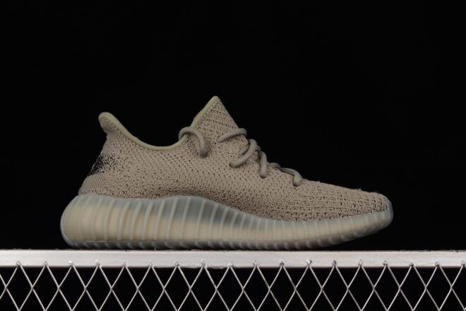 Ad Yeezy 350 Boost V2 Granit - Image 10