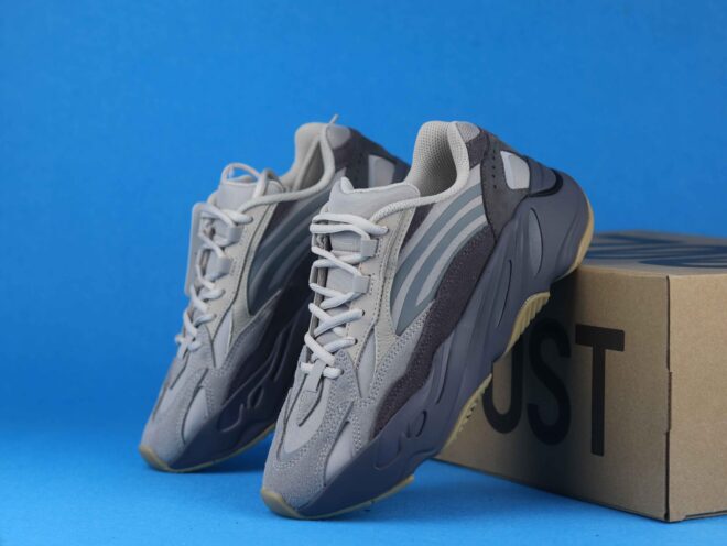 adidas Yeezy Boost 700 V2 Tephra - Image 4