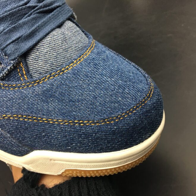 Air Jordan 4 Retro Levi's Denim - Image 12