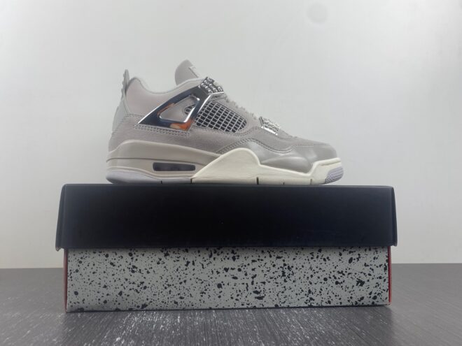 Air Jordan 4 Frozen Moments - Image 16