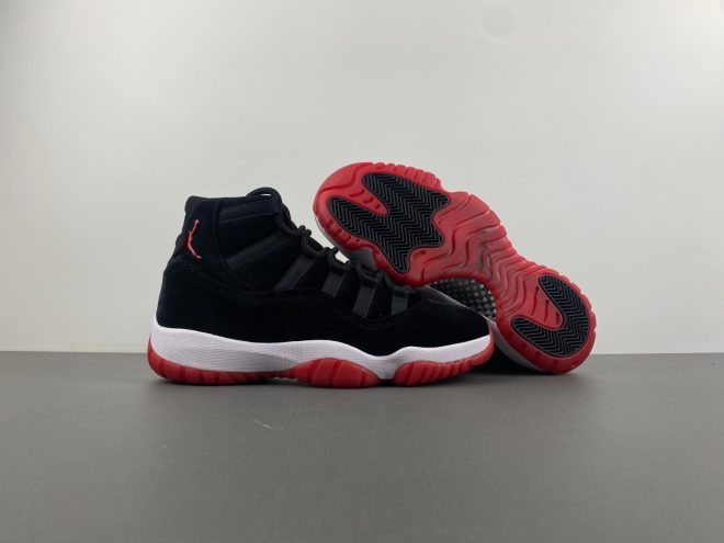 Air Jordan 11 Bred Velvet - Image 12