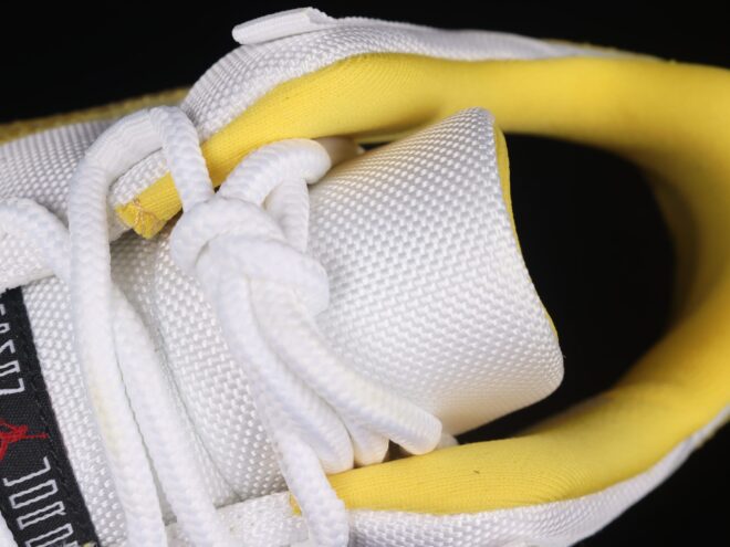 Air Jordan 11 Low Yellow Snakeskin - Image 3