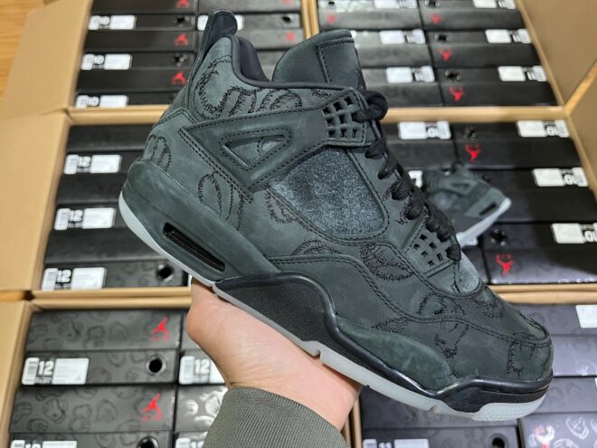 Jordan 4 Retro Kaws Black - Image 17