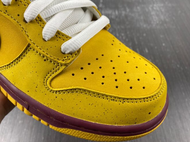 CNCPTS x Nike SB Dunk Low Yellow Lobster - Image 18