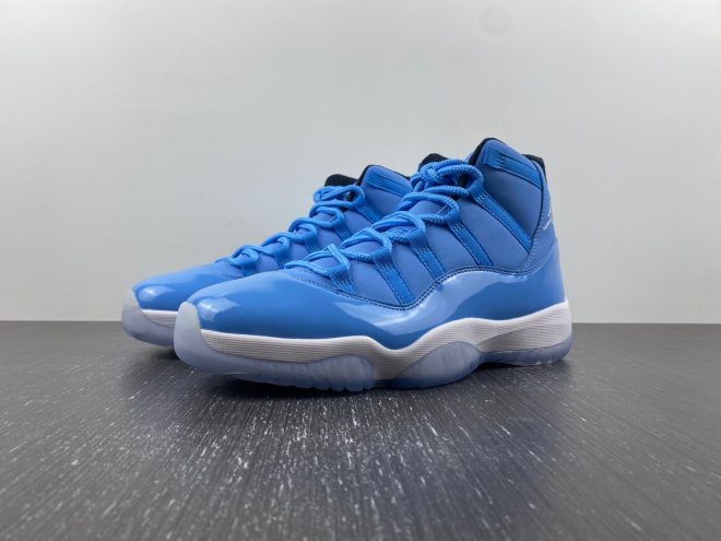 Air Jordan 11 Retro 'Pantone' - Image 18