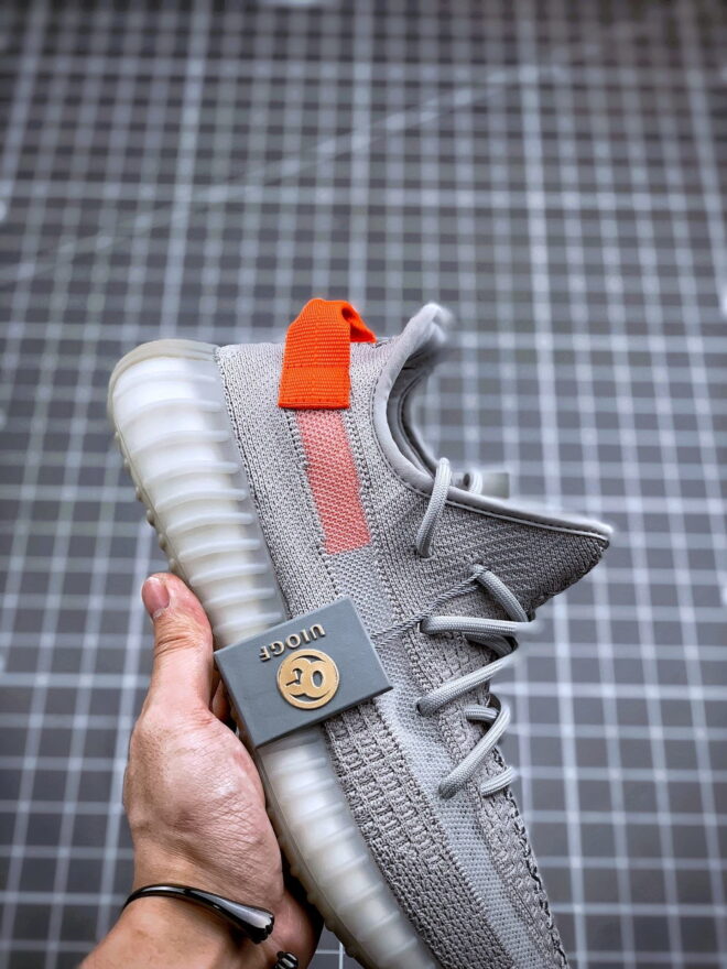 Adidas Yeezy Boost 350 V2 Tail Light - Image 3