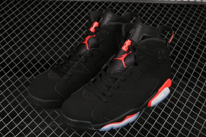 Air Jordan 6 Retro Black Infrared - Image 4