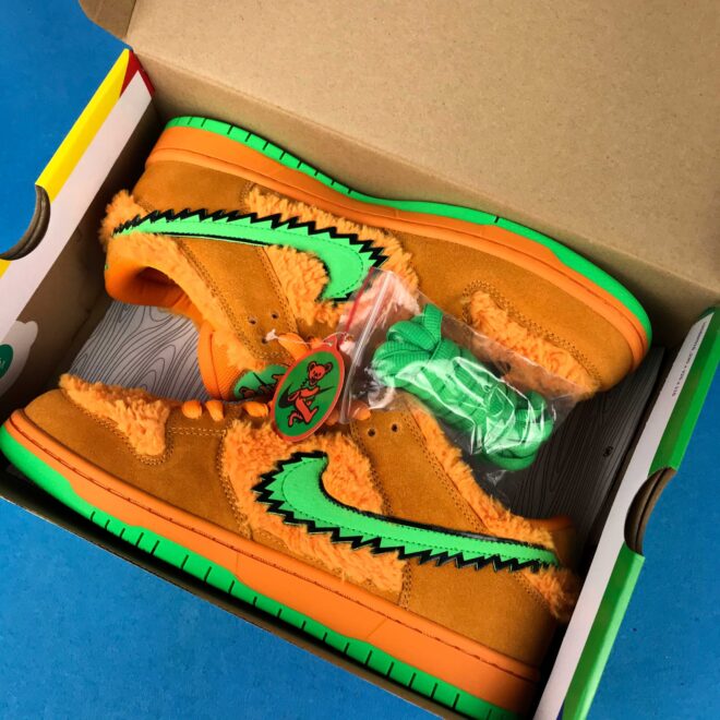 Nike SB Dunk Low Grateful Dead Bears Orange - Image 4