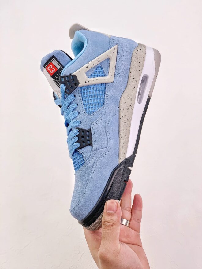 Jordan 4 Retro University Blue Extended Size - Image 10