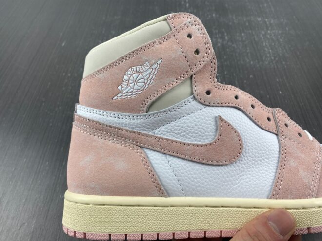 Air Jordan 1 Retro High OG “Washed Pink” - Image 4