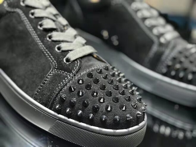 Christian Louboutin Louis Junior Spikes Sneakers Suede calf and spikes Black - Image 8