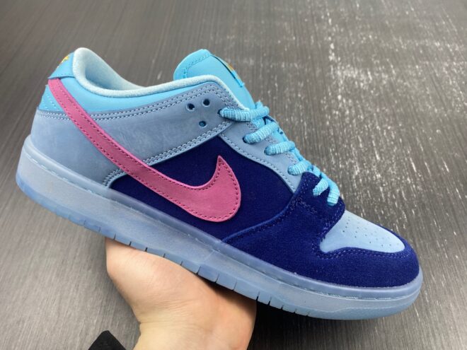 Run The Jewels x Nike SB Dunk Low - Image 18