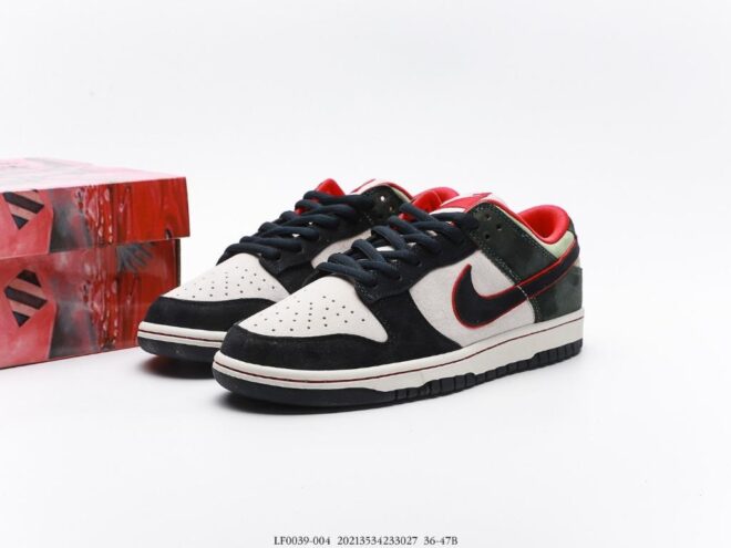 Otomo Katsuhiro x NK SB Dunk Low black - Image 19