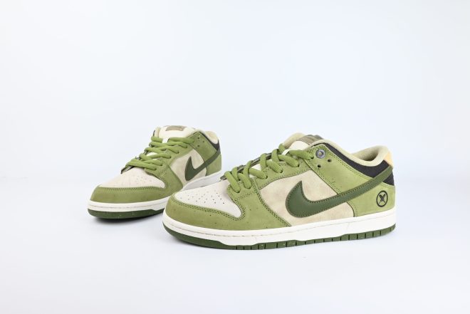 Yuto Horigome x Nike SB Dunk Low - Image 3