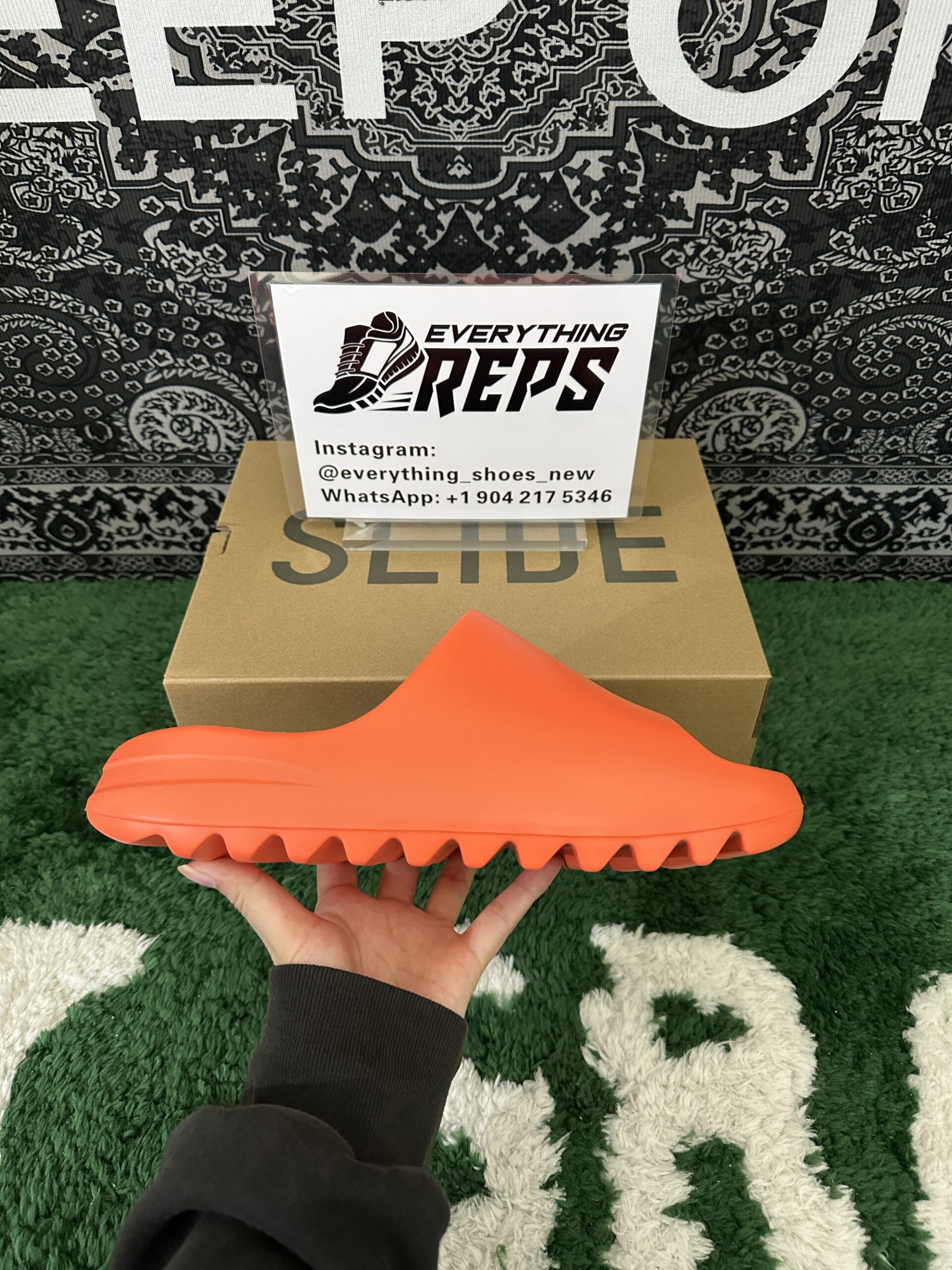 Yeezy Slides 'Enflame Orange' - Image 9